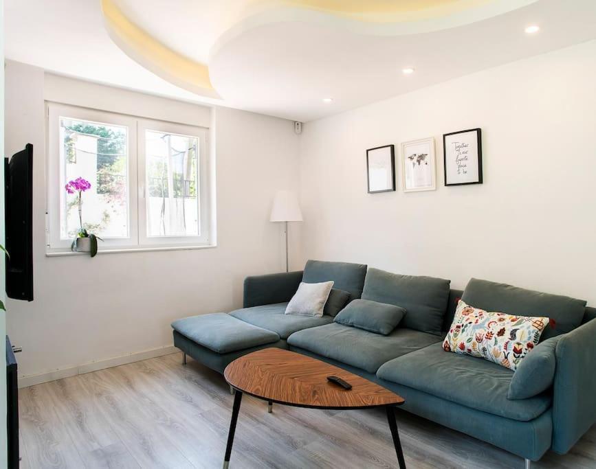 20 Min From Bcn- Charming House W/ Pool & Bbq Area Cervelló Exterior foto